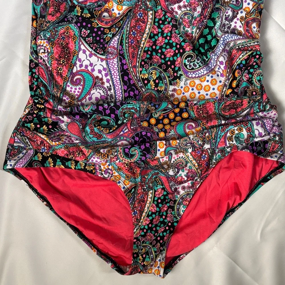Kenneth Cole Reaction 2X Colorful Paisley Geometric One Piece Swimsuit - Picture 3 of 8